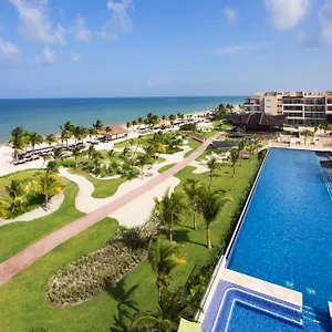 Royalton Riviera Cancun, An Autograph Collection & Casino (adults Only) Semesteranläggning (resort)