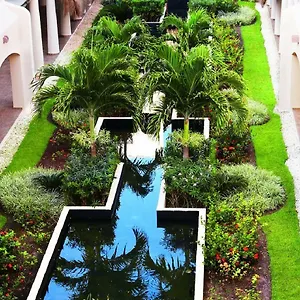 Excellence Riviera Cancun (adults Only) Hotell